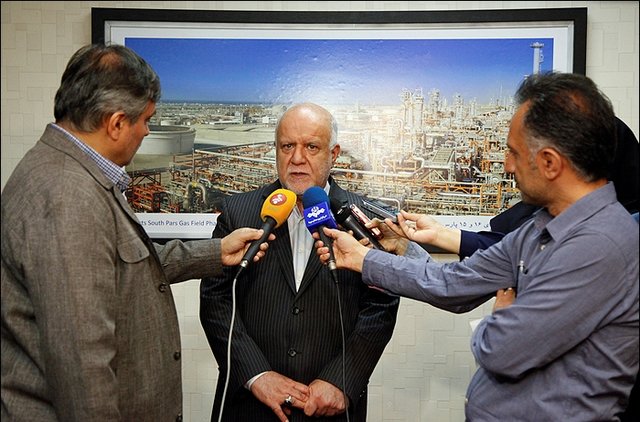 ایران به روسیه نفت میفروشد ایران به روسیه نفت میفروشد