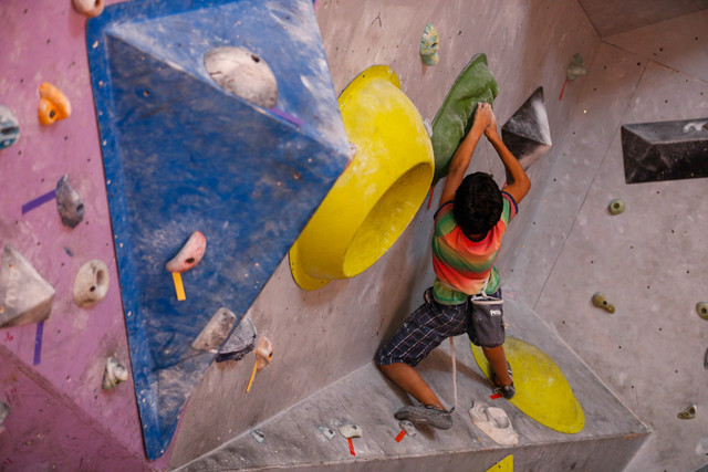 عکس تزئینی است. محرومیت ملی پوش سنگنوردی پس از بی احترامی به پرچم ایران