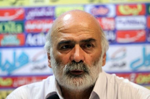 کربکندی: حسینی به دنبال اسم‌های بزرگ نیست/ ذوب‌آهن فقط ۲، ۳ بازیکن جدید نمی‌خواهد
