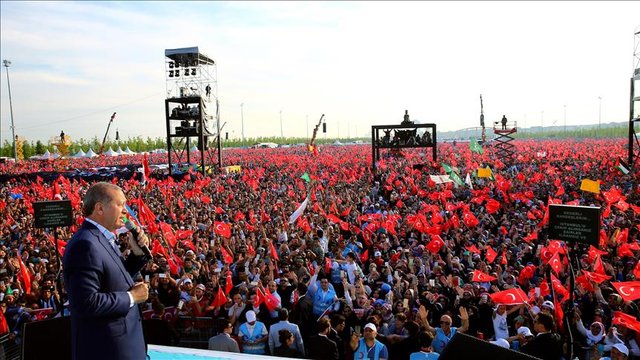 تجمعات مخالفان کودتا در ترکیه هفته آتی پایان می‌یابد