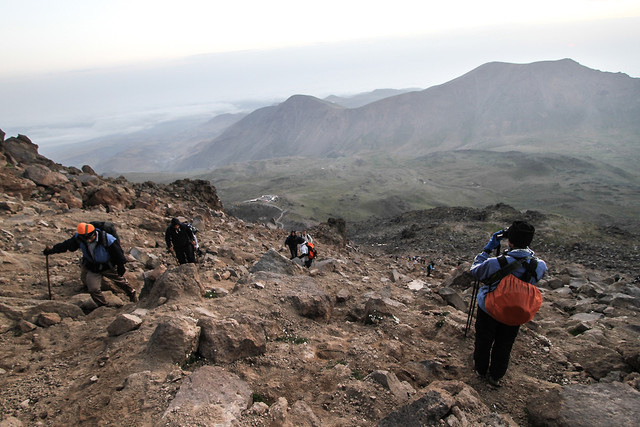 عکس تزئینی است. نجات کوهنوردان خرمآبادی در ارتفاعات کوه گرین