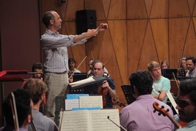 نوازندگان ارکستر جوانان جهان و سمفونیک تهران تمرین کردند