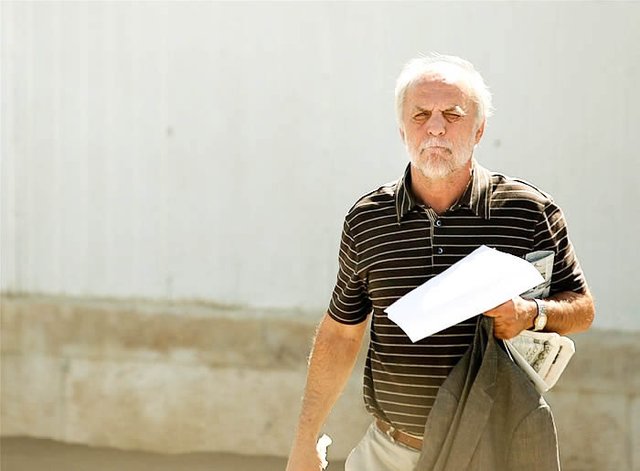 خوردبین: غیبت تماشاگران برایمان مشکل روحی ایجاد میکند/ کار را در تهران تمام میکنیم خوردبین: غیبت تماشاگران برایمان مشکل روحی ایجاد میکند/ کار را در تهران تمام میکنیم