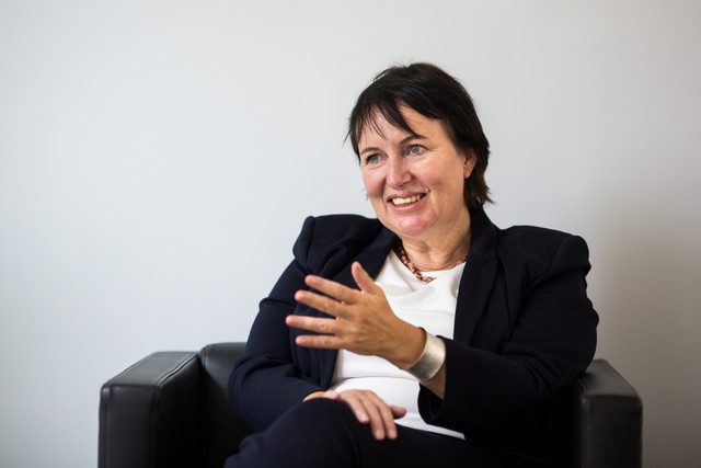 من سفیرم، نه شوهرم 5 پایگاه خبری ججین پایگاه خبر ججین