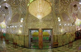 جواهراتی که حریم ضریح رضوی را آراسته‌اند