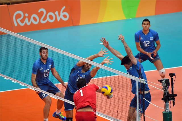 مدیر تیم‌های ملی والیبال: "استویچف" هنوز قطعی نشده است