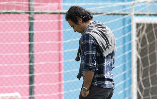 اشتباهات سریالی فدراسیون فوتبال درباره مذاکره با مهدویکیا اشتباهات سریالی فدراسیون فوتبال درباره مذاکره با مهدویکیا