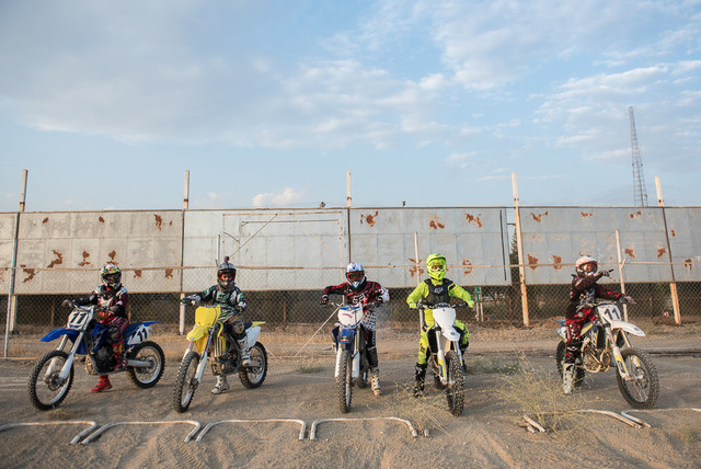 مراسم اعطای مجوز مسابقات موتورسواری بانوان