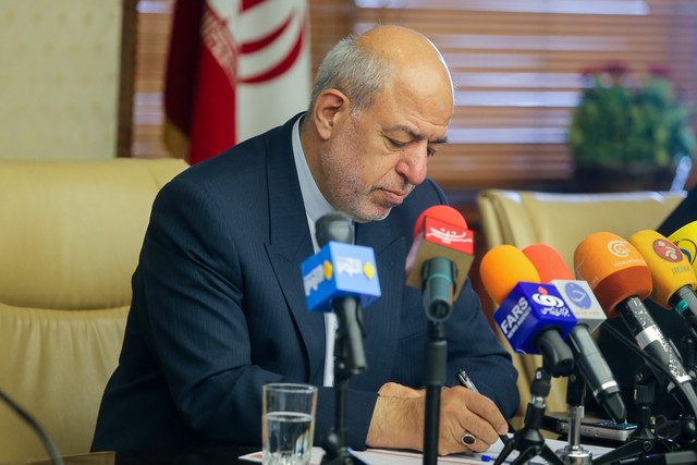 بیش از یک میلیون نفر به جمعیت صاحب آب آشامیدنی اضافه میشوند بیش از یک میلیون نفر به جمعیت صاحب آب آشامیدنی اضافه میشوند