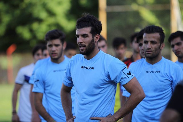 خانزاده: برای بقای سیاه‌جامگان تلاش می‌کنیم