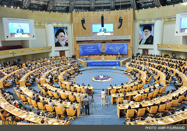 لزوم برپایی نشستهای نخبگانی به صورت مستمر لزوم برپایی نشستهای نخبگانی به صورت مستمر