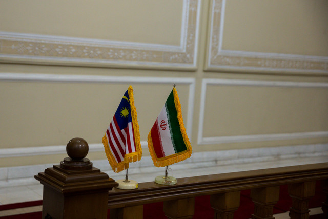 قالیباف: دولتهای مسلمان از تحریمهای ضد ایرانی آمریکا تبعیت نکنند قالیباف: دولتهای مسلمان از تحریمهای ضد ایرانی آمریکا تبعیت نکنند