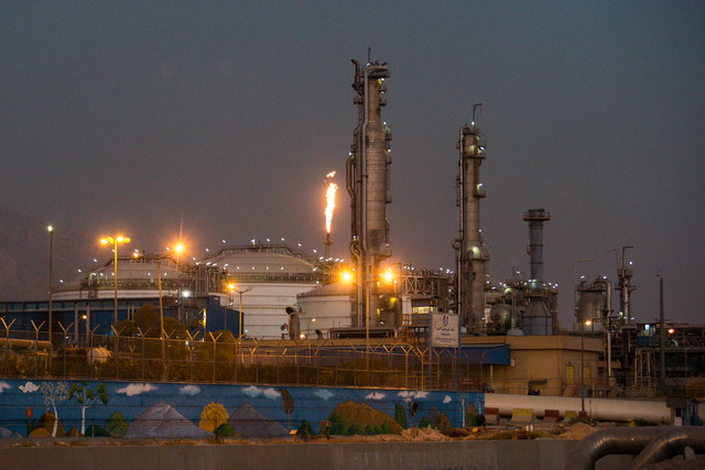 انتشار بوی بد در عسلویه به دلیل تولید و ذخیرهسازی غیر استاندارد گوگرد انتشار بوی بد در عسلویه به دلیل تولید و ذخیرهسازی غیر استاندارد گوگرد