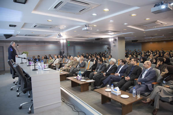 آمادگی گروه مالی پاسارگاد برای حمایت از محققان 