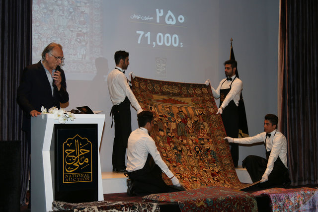 عکس تزیینی است / حراج ملی پای صنایعدستی به حراجیها باز میشود؟