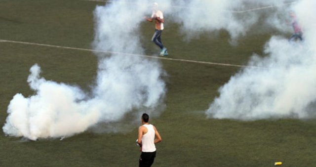 زخمی شدن ده‌ها فلسطینی در حمله صهیونیست‌ها به استادیومی ورزشی در قدس