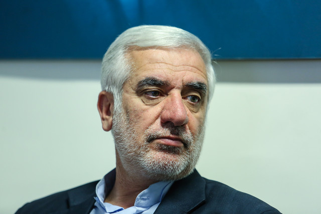 سند همکاری ایران-چین جدید نیست و مدتهاست توسط مسئولان و نمایندگان بررسی میشود سند همکاری ایران-چین جدید نیست و مدتهاست توسط مسئولان و نمایندگان بررسی میشود