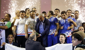 کیومرث محرابی: تفکر بیمه رازی در لیگ کشتی حرفه ای است

