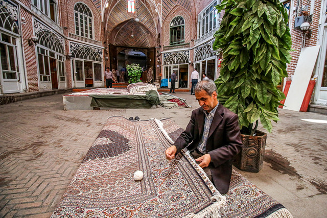 محورهای اصلی بازار از دوم فروردین آماده استقبال از گردشگران نوروزی است