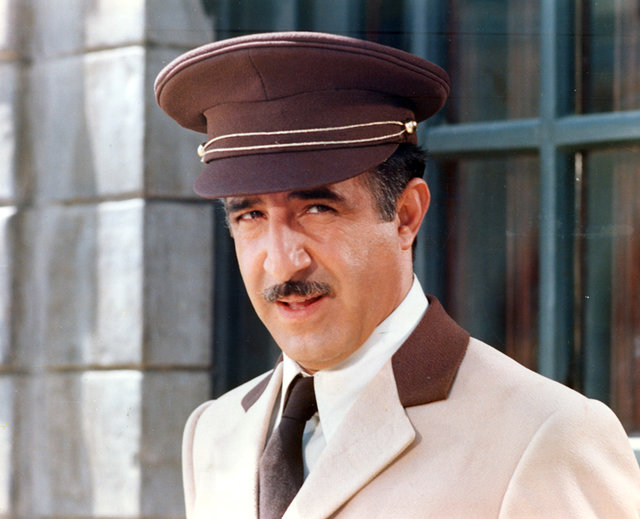 شوخی منوچهر آذری با سنش در روز تولدش