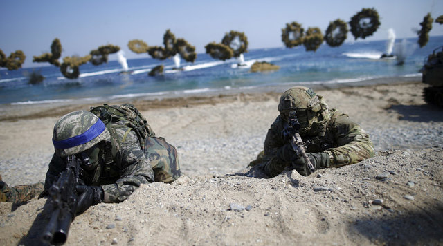 عکس آرشیوی است هند، آمریکا، ژاپن و استرالیا اواخر اوت مانور دریایی برگزار میکنند