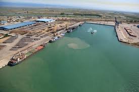 هشت قرارداد سرمایهگذاری در بنادر امضا شد هشت قرارداد سرمایهگذاری در بنادر امضا شد