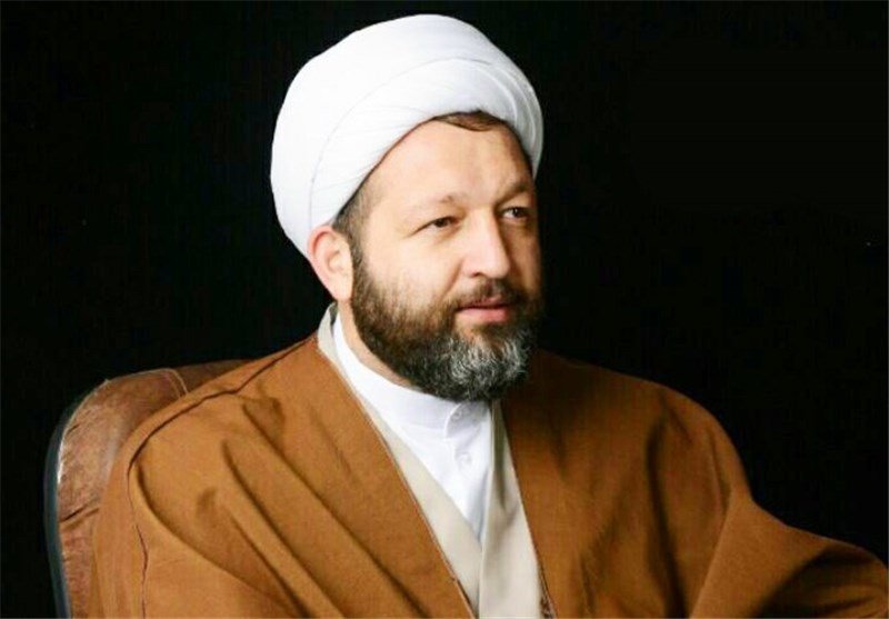 نماینده فومن: مردم با حضور در راهپیمایی اقتدا به رهبر خود را به رخ دشمنان کشیدند