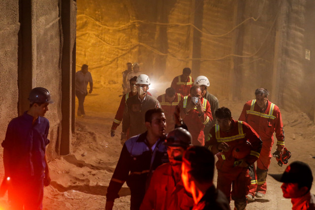 از جزییات حادثه کیانشهر تا مدیریت فضای مجازی توسط جناحی تندرو از جزییات حادثه کیانشهر تا مدیریت فضای مجازی توسط جناحی تندرو