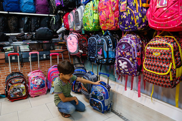 مهری که چندان شوری ندارد... بازار لوازم التحریر همدان در آستانه بازگشایی مدرسه ها