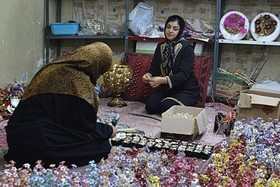 کمتر از ۱۰ درصد صاحبان مشاغل خانگی تحصیل‌کرده‌اند