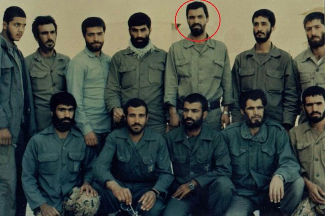 داستانِ شنیدن پیام انقلاب از مقبره رضا شاه داستانِ شنیدن پیام انقلاب از مقبره رضا شاه