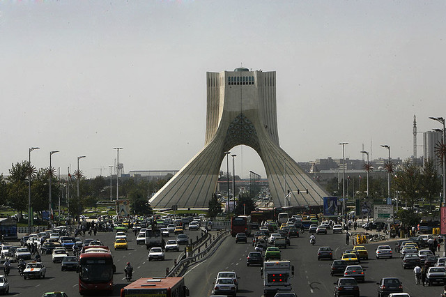 از آغاز ساخت بزرگترین بوستان نسیم شهر تا نصب لانه‌های چوبی در باغ پرندگان برای پرنده‌ها