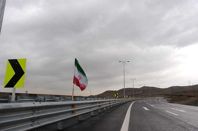 ساوه از زیر پای کامیونها خارج میشود ساوه از زیر پای کامیونها خارج میشود