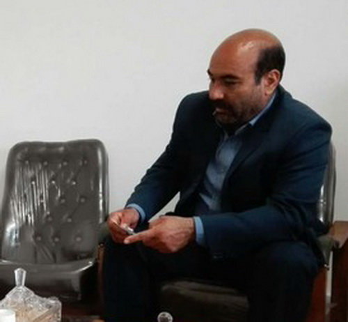 «خودعلامهپنداری» برخی مسئولین یکی از آسیبهای کشور است «خودعلامهپنداری» برخی مسئولین یکی از آسیبهای کشور است