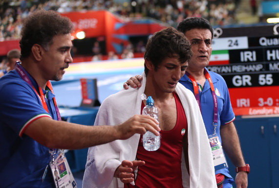 خیرآبادی: برای سرمربیگری تیم ملی با سر میآیم/ بنا در بحث مدیریتی میتواند کمک کند جمشید خیرآبادی محمد بنا حمید سوریان