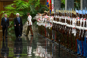 استقبال رسمی رییس جمهور کوبا از روحانی