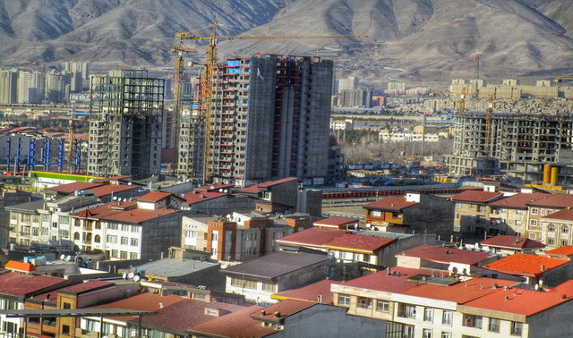 جایگزین شدن یک مجموعه ۴۵۰ واحدی تجاری بجای جمعه بازار یاسوج  جایگزین شدن یک مجموعه ۴۵۰ واحدی تجاری بجای جمعه بازار یاسوج