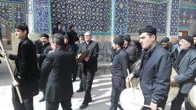 آیین سنتی تشت‌گذاری در اردبیل انجام شد