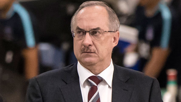 سرمربی کرهجنوبی در خطر اخراج قبل از بازی با ایران  سرمربی کرهجنوبی در خطر اخراج قبل از بازی با ایران