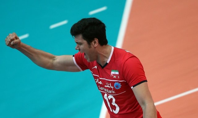 واکنش مهدی مهدوی به پیروزی شهداب در نیمهنهایی والیبال واکنش مهدی مهدوی به پیروزی شهداب در نیمهنهایی والیبال