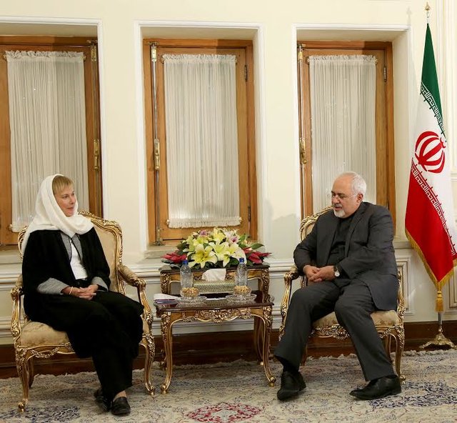 ظریف: شرکتهای خصوصی سوئدی برای همکاری با ایران اعلام آمادگی کردهاند ظریف: شرکتهای خصوصی سوئدی برای همکاری با ایران اعلام آمادگی کردهاند