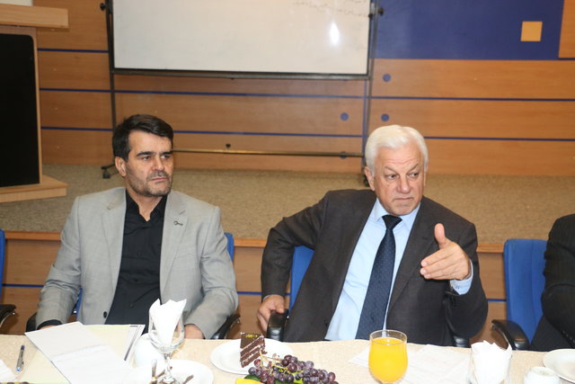 دیدار سفیر عراق  با دبیر ستاد مرکزی اربعین حسینی دیدار سفیر عراق  با دبیر ستاد مرکزی اربعین حسینی
