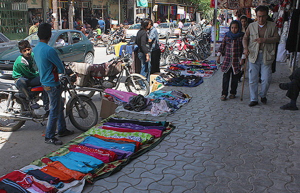 حل معضل بساط گستری در خیابان‌های خاک سفید/اتصال بزرگراه باقری به شهید بابایی؛ به زودی