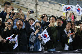 دیدار فوتبال تیمهای ایران و کره جنوبی