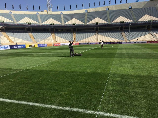 ساکت و خبرنگاران ایرانی و کرهای، اولین حاضران در ورزشگاه + عکس ساکت و خبرنگاران ایرانی و کرهای، اولین حاضران در ورزشگاه + عکس