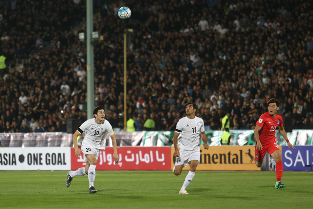 زرینچه: نباید کار بزرگ بازیکنان ایران را زیر سوال ببریم زرینچه: نباید کار بزرگ بازیکنان ایران را زیر سوال ببریم