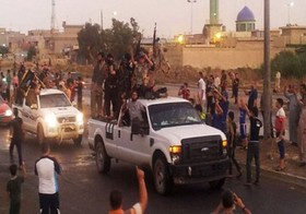 داعش مساجد موصل را پادگان کرده است/فرار سرکرده‌های داعش‌ از موصل به رقه سوریه