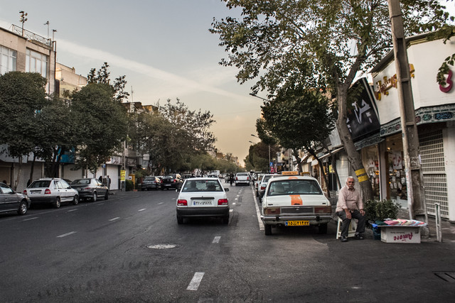 اجرای فاز دوم دهکده پسماند / بسته تشویقی برای خروج واحدهای مسکونی فریز شده در محله پیروزی