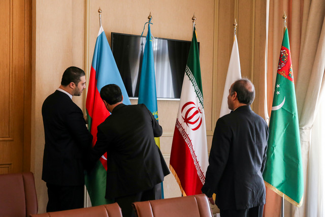 پنج کشور ساحلی دریای خزر شش سند همکاری امضا کردند پنج کشور ساحلی دریای خزر شش سند همکاری امضا کردند