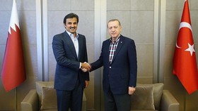 مذاکرات چند ساعته اردوغان و امیر قطر در استانبول/اردوغان امروز با عباس دیدار می‌کند